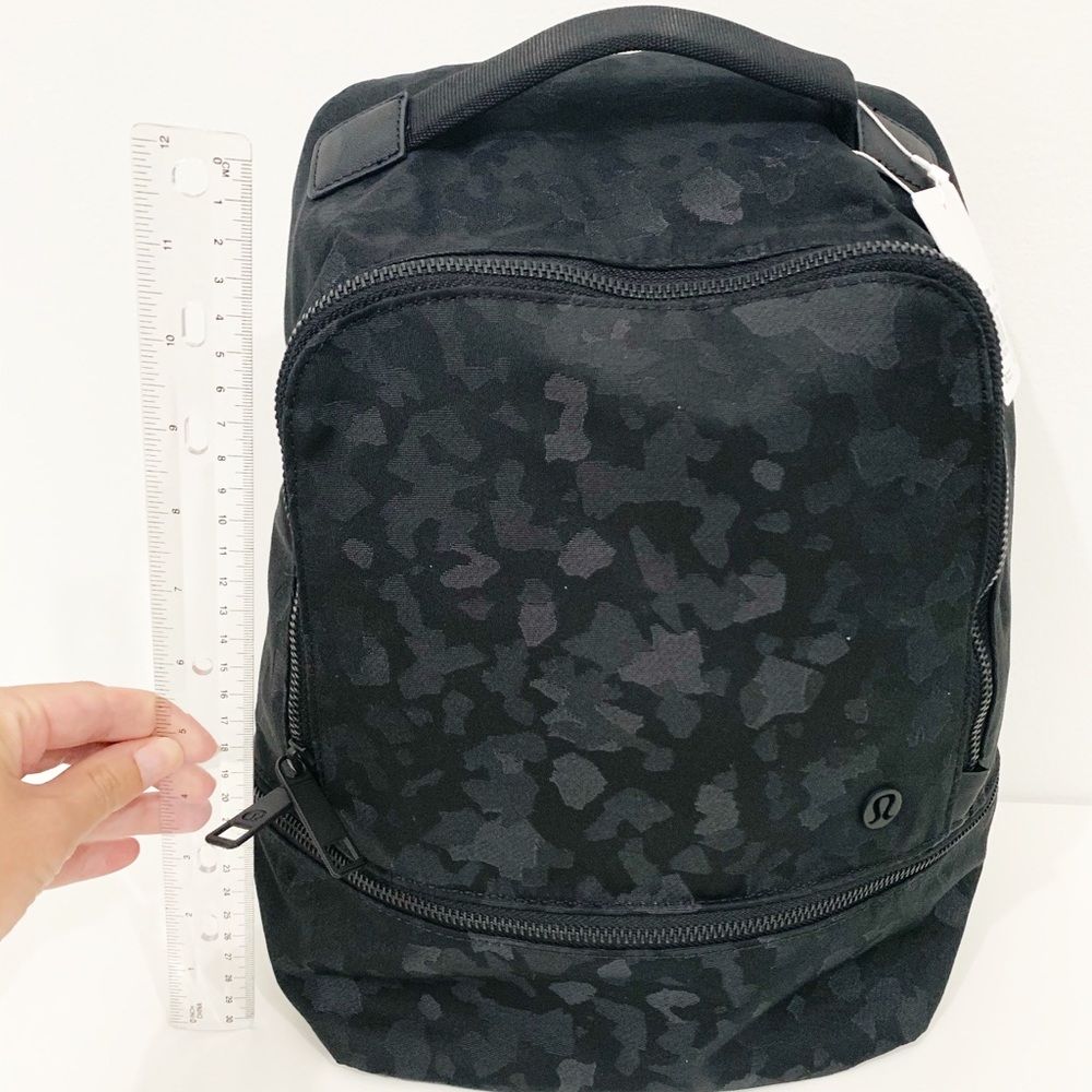 Lululemon City Adventurer Mini camo backpack